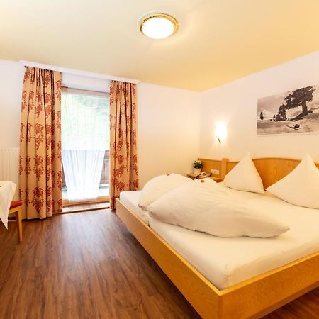Hotel Garni Tyola Ισγκλ Εξωτερικό φωτογραφία