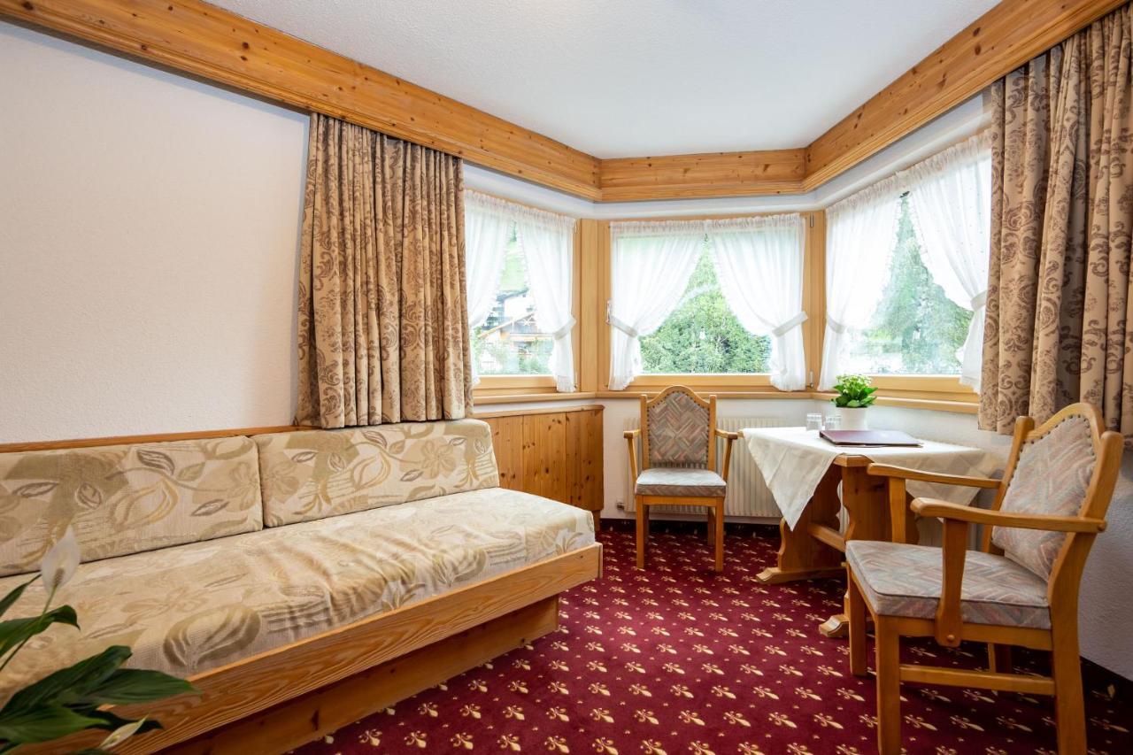 Hotel Garni Tyola Ισγκλ Εξωτερικό φωτογραφία