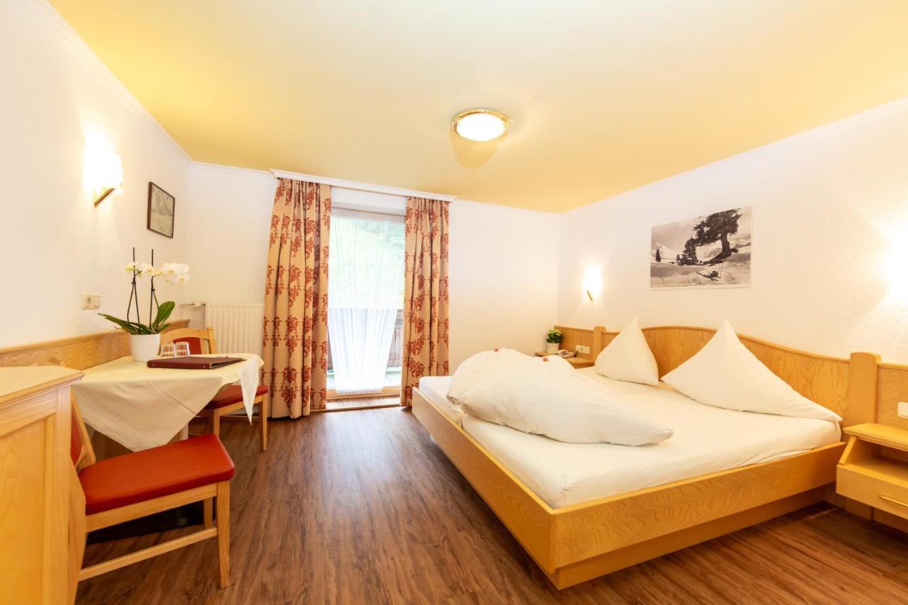 Hotel Garni Tyola Ισγκλ Εξωτερικό φωτογραφία
